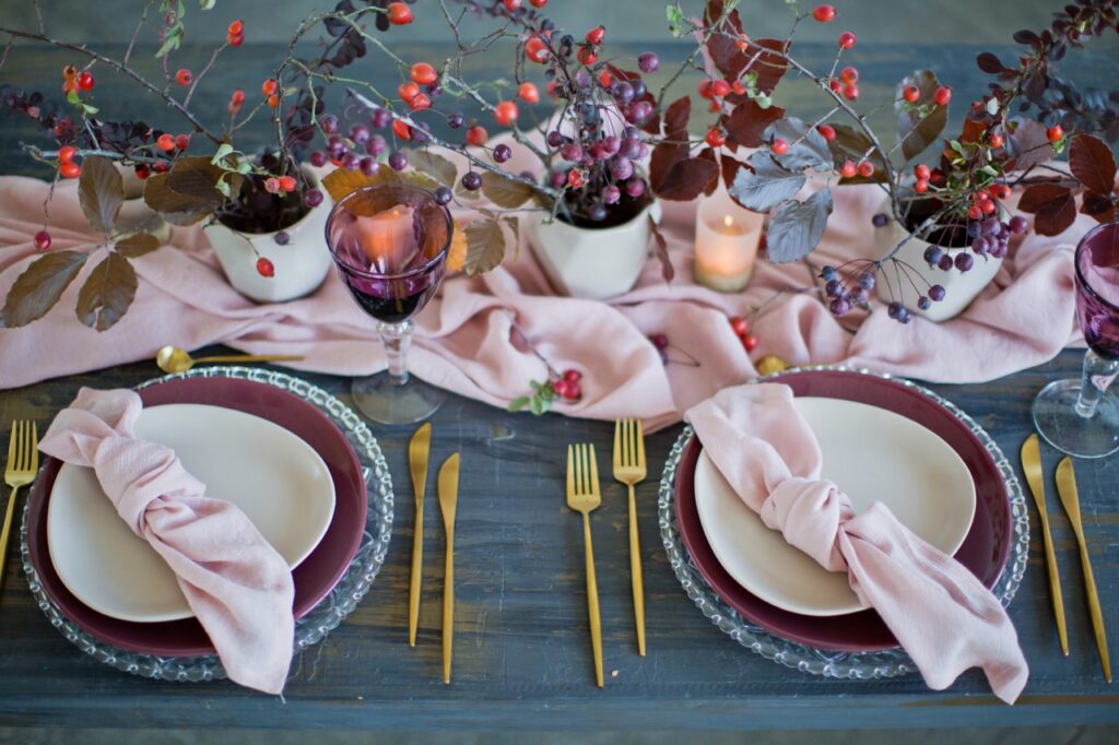 Fall Wedding Color Palettes That Work Beautifully at The Embassy 4 plum and blush colored table placements